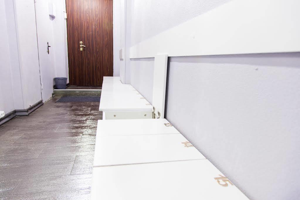 Night & Day Hostel Kiev Esterno foto